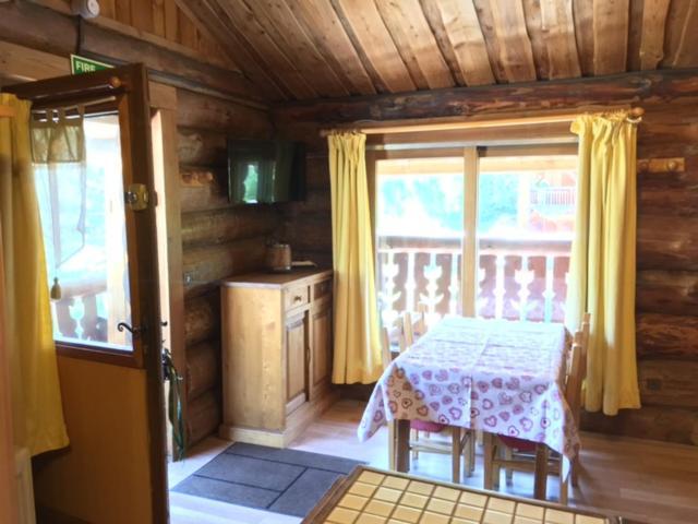 Chalet Le Ranch Лес дьо Алпс Екстериор снимка
